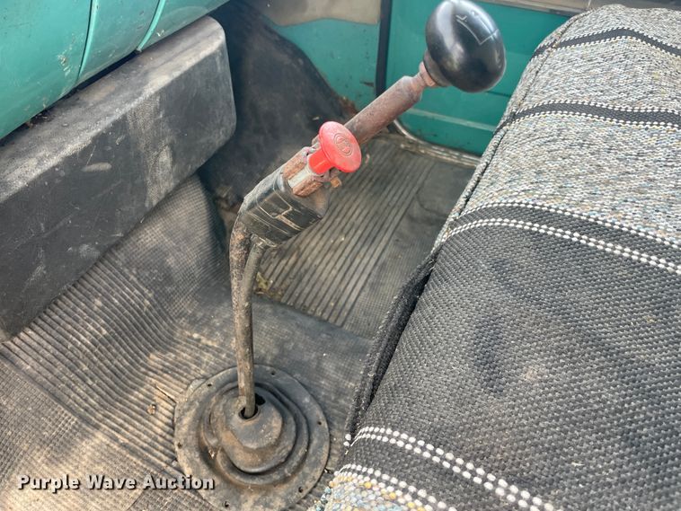 image for item IX9708 1973 Chevrolet C65  grain truck