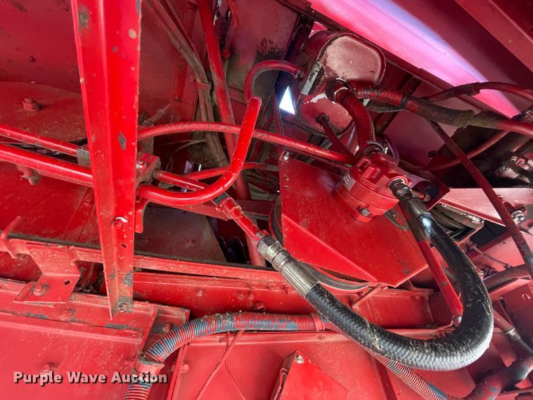 image for item IX9709 1987 Case IH 1660  RWA combine