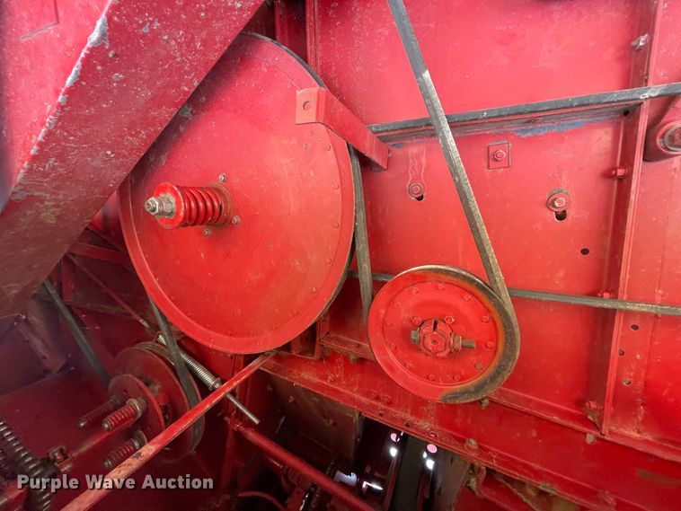 image for item IX9709 1987 Case IH 1660  RWA combine