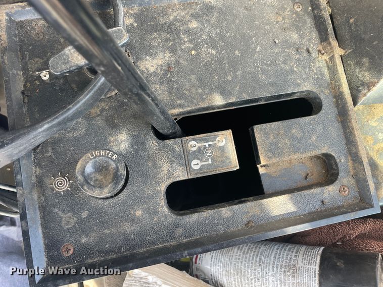 image for item IX9709 1987 Case IH 1660  RWA combine