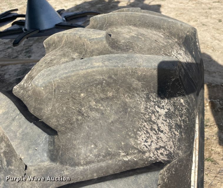 image for item IX9709 1987 Case IH 1660  RWA combine