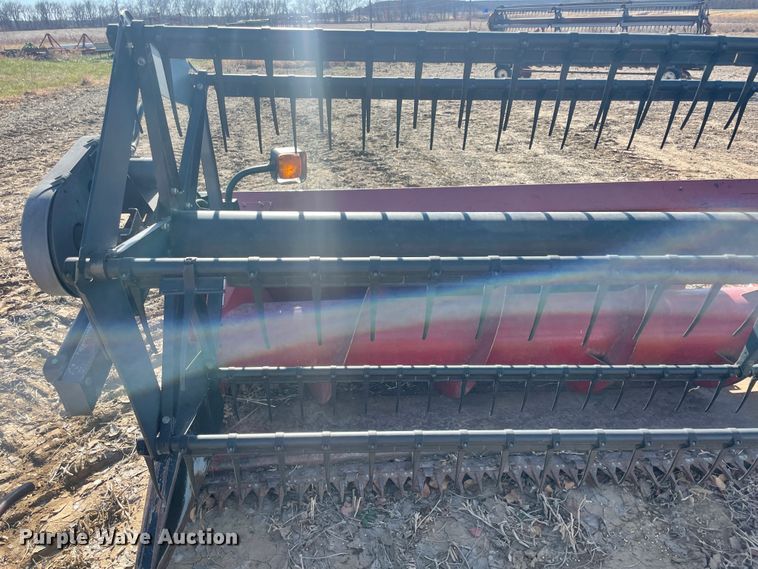 image for item IX9710 1997 Case IH 1020  flex head