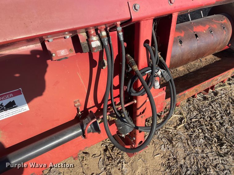 image for item IX9710 1997 Case IH 1020  flex head