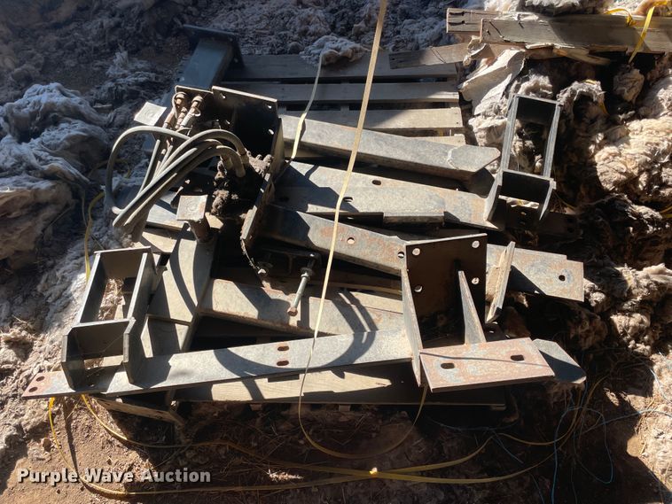 image for item IX9723 TAS ML750  loader