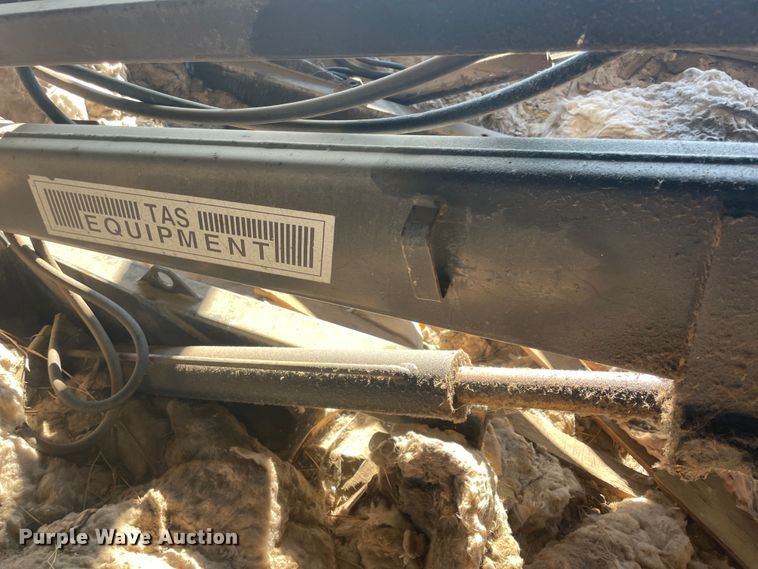 image for item IX9723 TAS ML750  loader