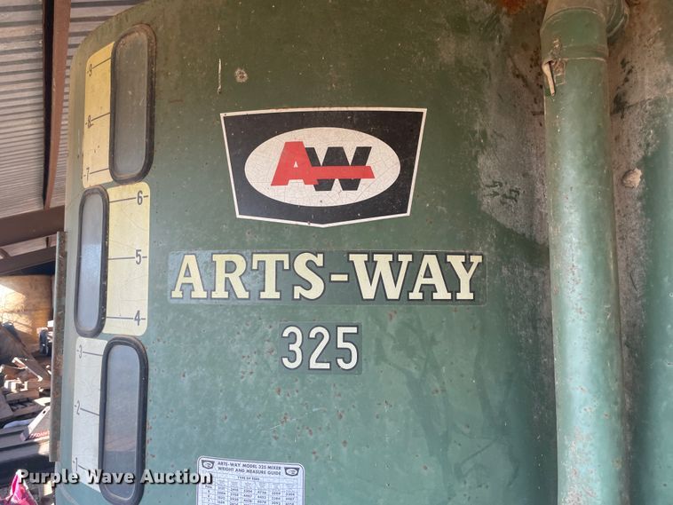 image for item IX9724 Arts-Way 325  feed grinder/mixer