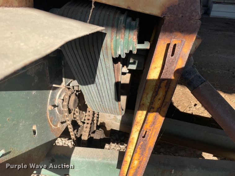 image for item IX9724 Arts-Way 325  feed grinder/mixer