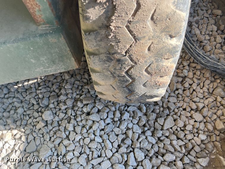 image for item IX9724 Arts-Way 325  feed grinder/mixer