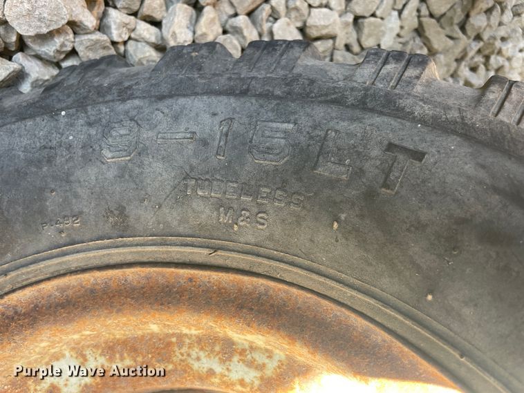 image for item IX9724 Arts-Way 325  feed grinder/mixer