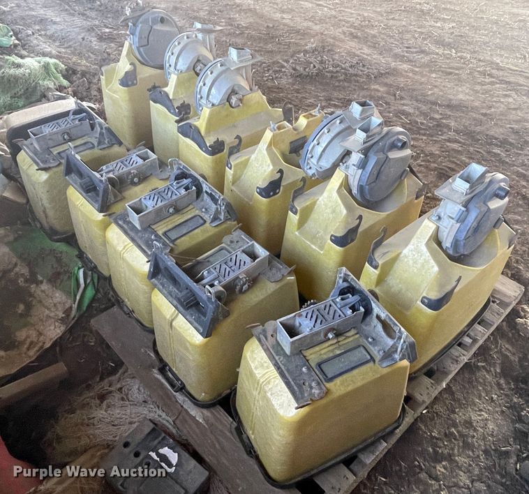 image for item IX9725 Planter parts