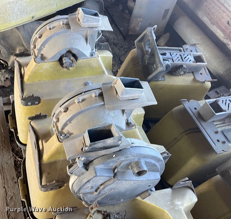 image for item IX9725 Planter parts