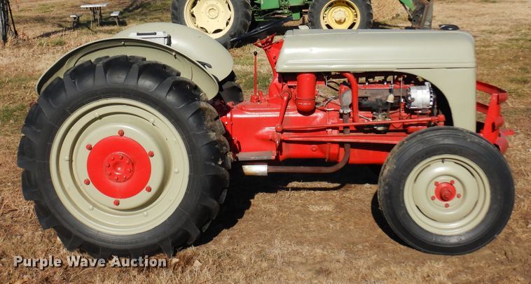 image for item JJ9807 Ford 9N  tractor