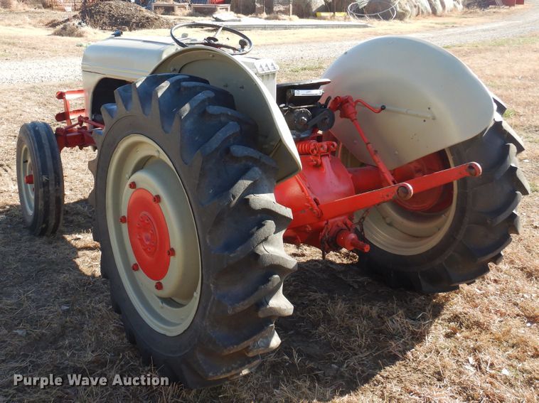 image for item JJ9807 Ford 9N  tractor