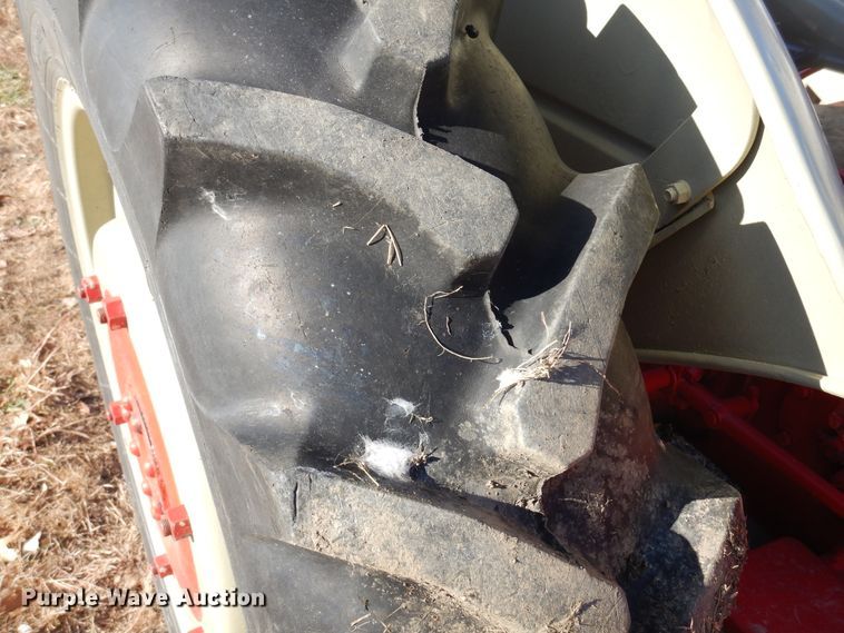 image for item JJ9807 Ford 9N  tractor