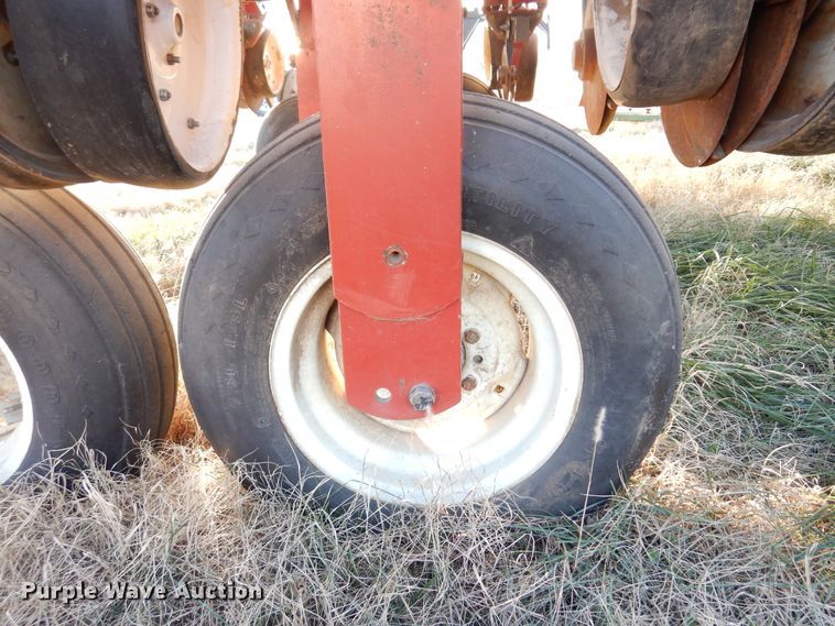 image for item JJ9827 AGCO White 6180  planter