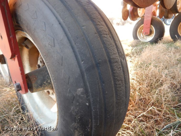 image for item JJ9827 AGCO White 6180  planter