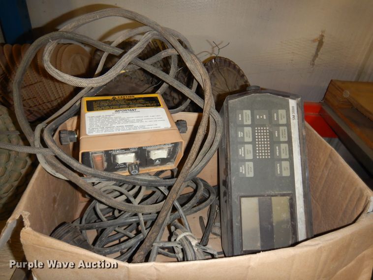 image for item JJ9827 AGCO White 6180  planter