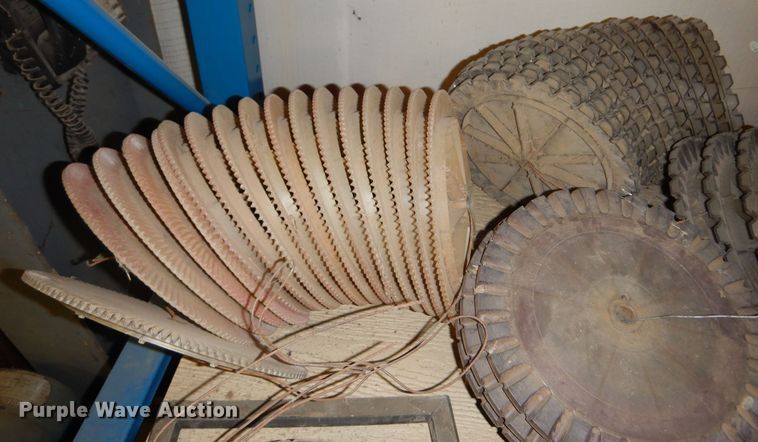 image for item JJ9827 AGCO White 6180  planter