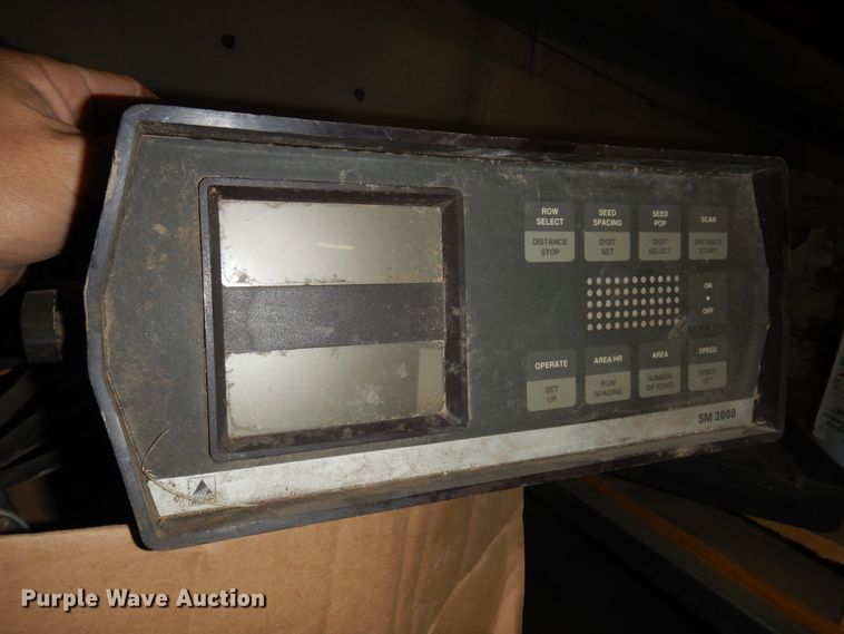 image for item JJ9827 AGCO White 6180  planter