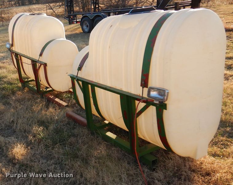 image for item JJ9828 (2) saddle tanks