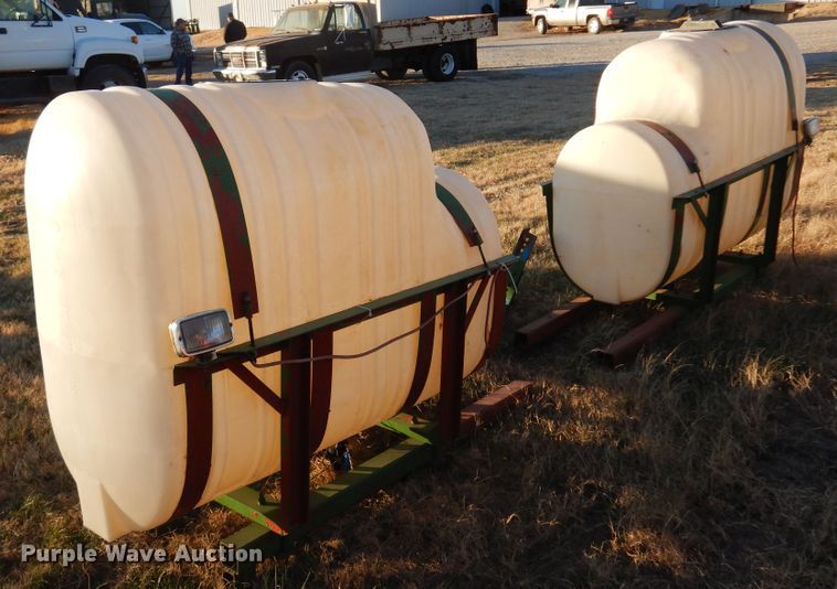 image for item JJ9828 (2) saddle tanks