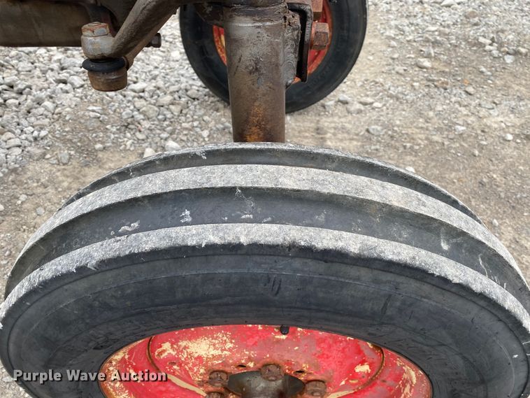 image for item JN9128 1956 Ferguson F40  tractor