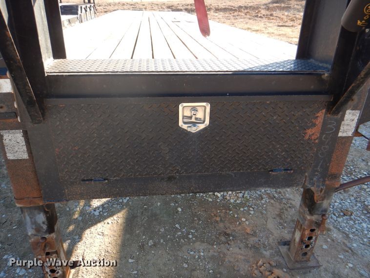 image for item DH7330 2014 PJ FD402  equipment trailer