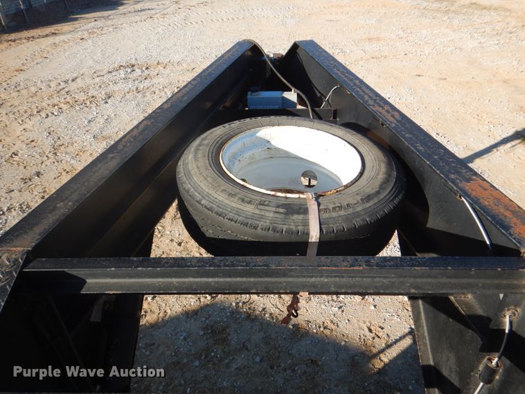 image for item DH7330 2014 PJ FD402  equipment trailer