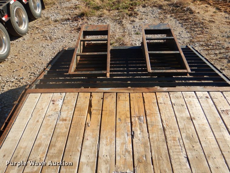 image for item DH7330 2014 PJ FD402  equipment trailer