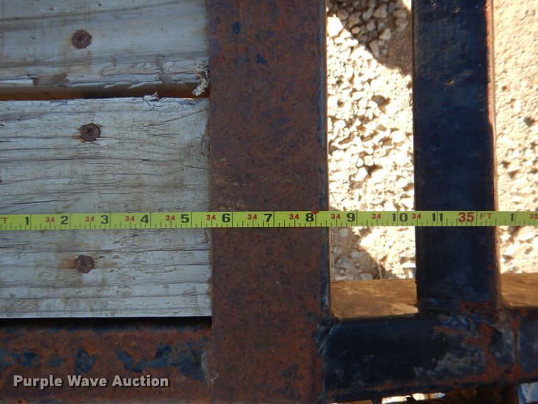 image for item DH7330 2014 PJ FD402  equipment trailer