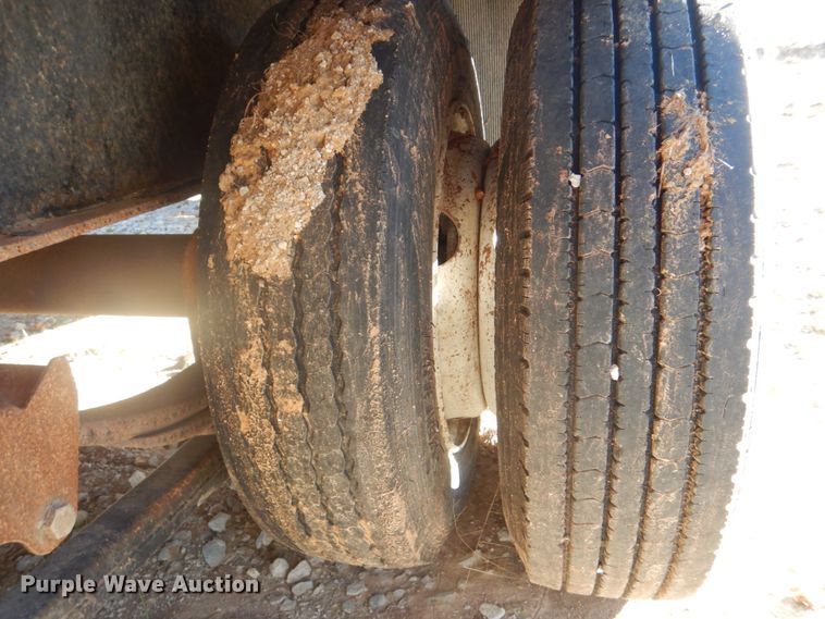 image for item DH7330 2014 PJ FD402  equipment trailer