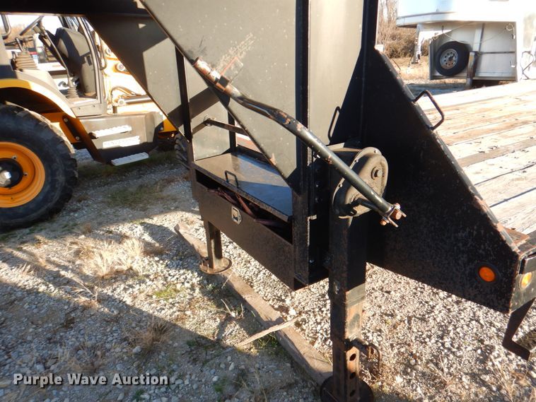 image for item DH7331 2013 Big Tex 25GN  equipment trailer