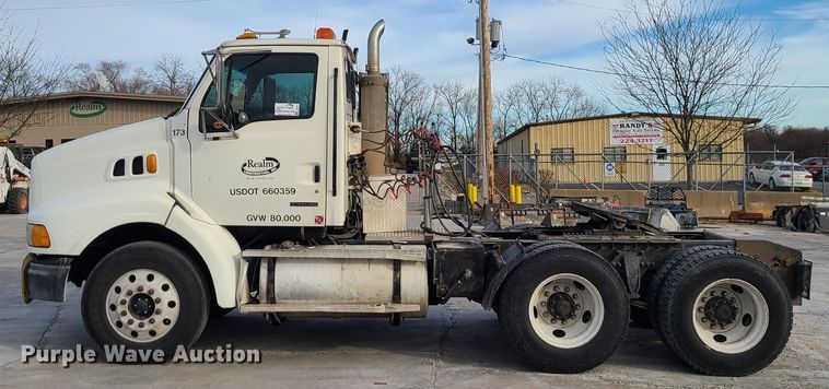 image for item DJ1617 2000 Sterling A-Line  semi truck