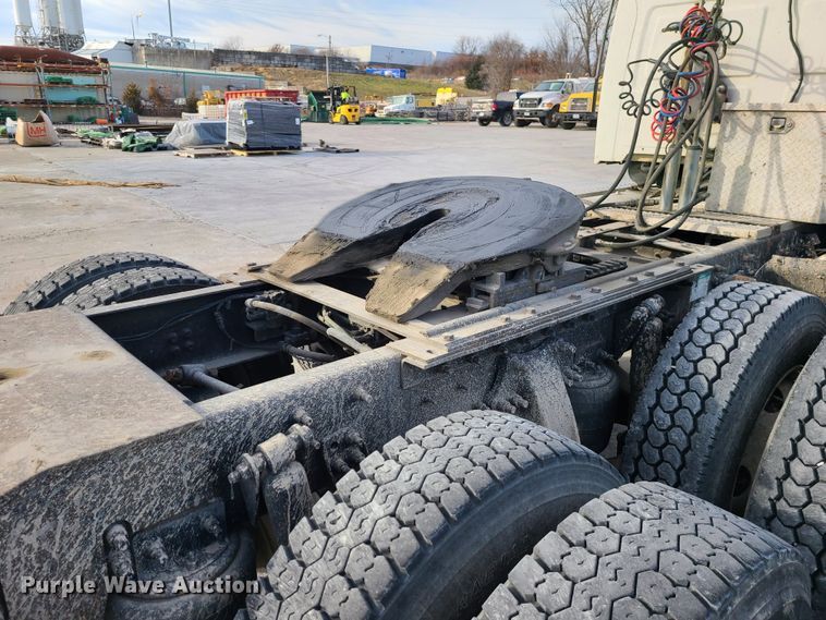 image for item DJ1617 2000 Sterling A-Line  semi truck