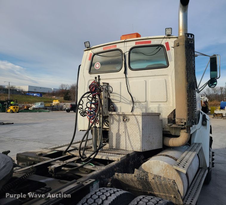 image for item DJ1617 2000 Sterling A-Line  semi truck