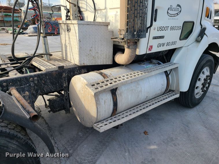 image for item DJ1617 2000 Sterling A-Line  semi truck