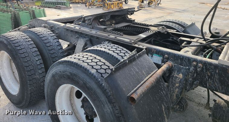 image for item DJ1617 2000 Sterling A-Line  semi truck