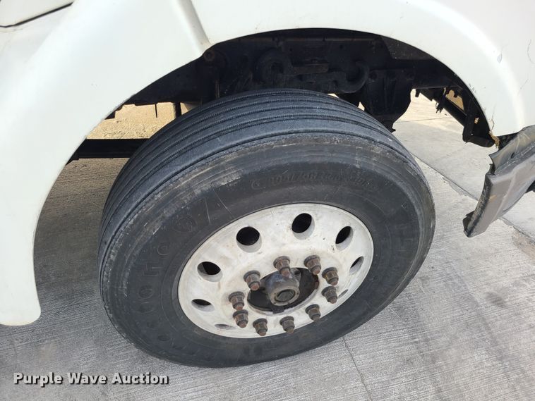 image for item DJ1617 2000 Sterling A-Line  semi truck