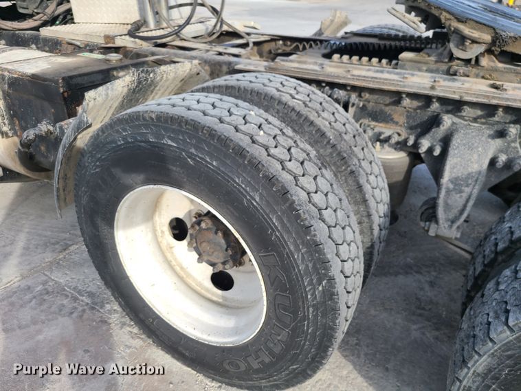 image for item DJ1617 2000 Sterling A-Line  semi truck