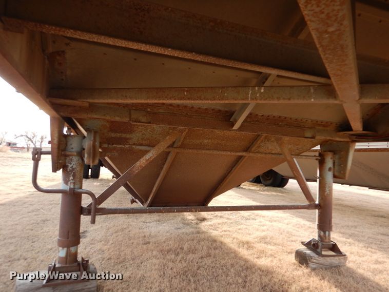 image for item DJ7558 1983 Merritt  grain trailer