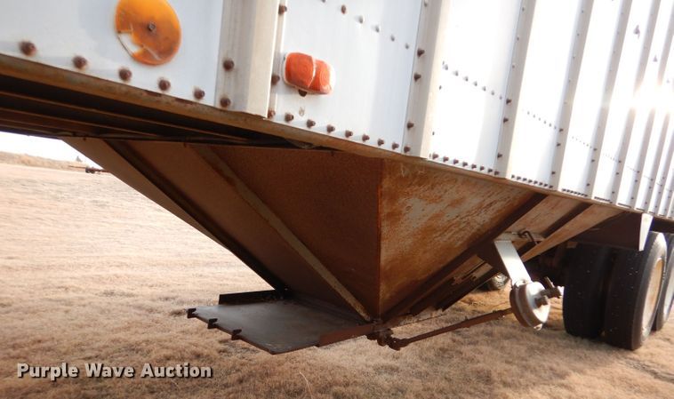 image for item DJ7558 1983 Merritt  grain trailer