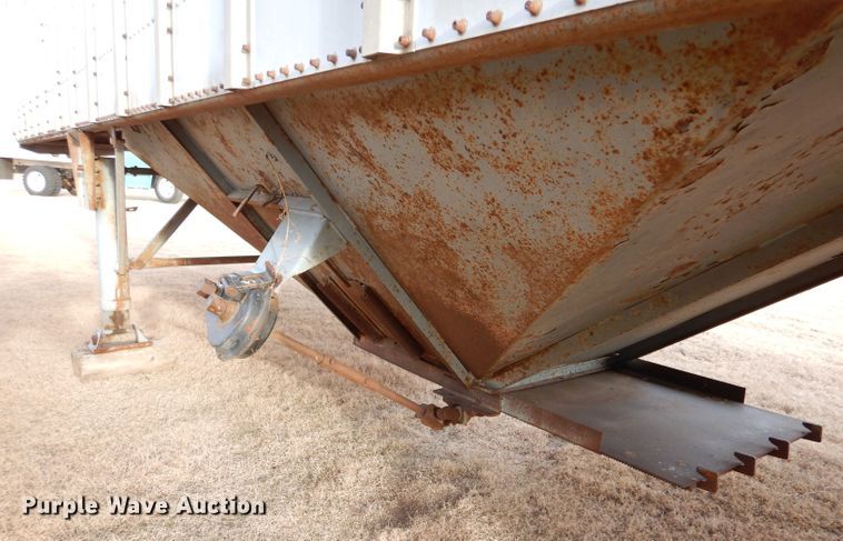 image for item DJ7558 1983 Merritt  grain trailer
