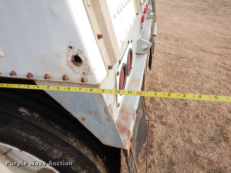 image for item DJ7558 1983 Merritt  grain trailer