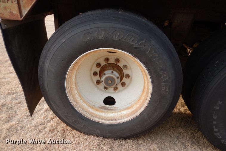 image for item DJ7560 1973 Timpte  grain trailer