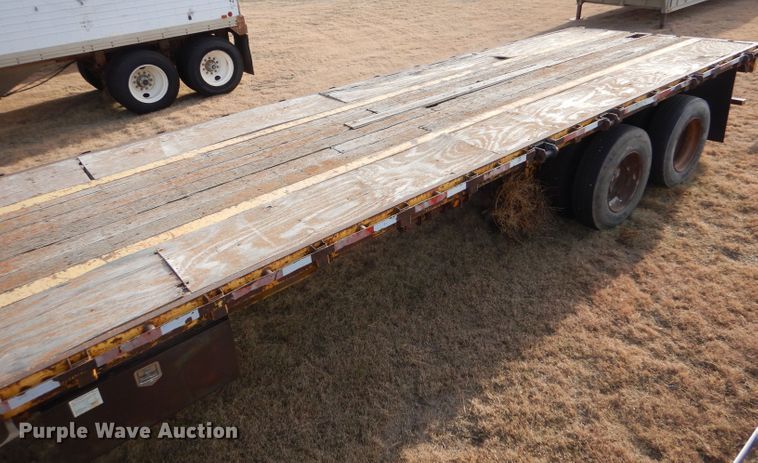 image for item DJ7561 1991 Transcraft TL 140 50X102  flatbed trailer