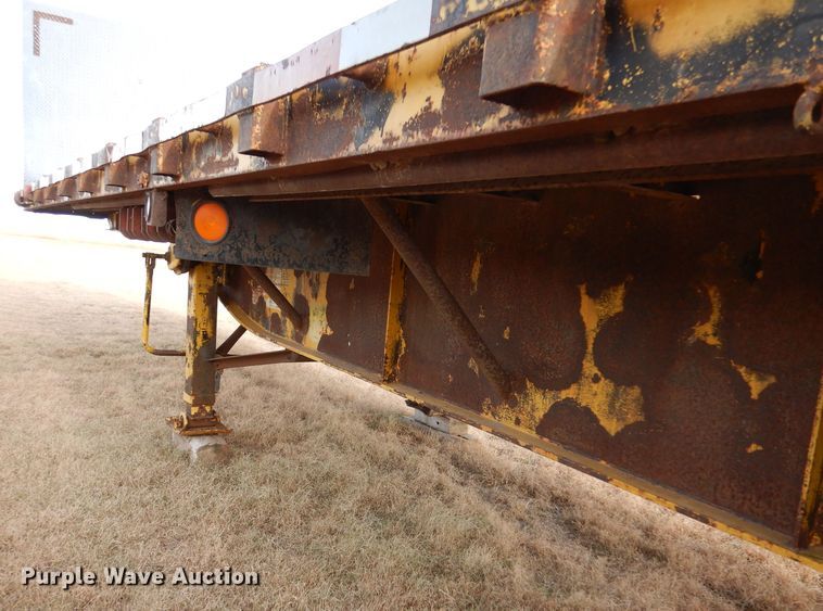 image for item DJ7561 1991 Transcraft TL 140 50X102  flatbed trailer