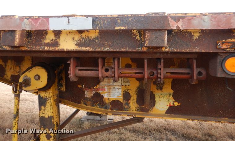 image for item DJ7561 1991 Transcraft TL 140 50X102  flatbed trailer