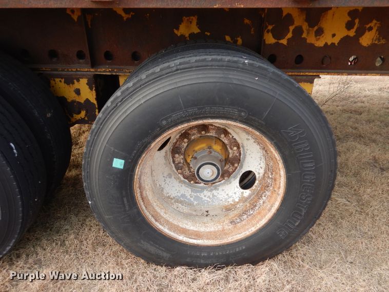 image for item DJ7561 1991 Transcraft TL 140 50X102  flatbed trailer