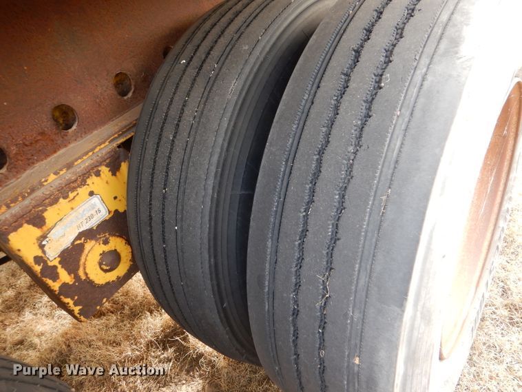 image for item DJ7561 1991 Transcraft TL 140 50X102  flatbed trailer