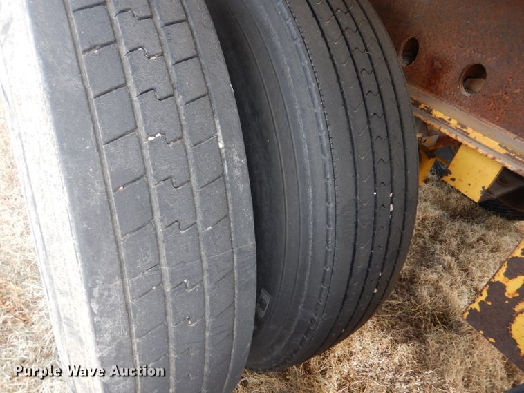 image for item DJ7561 1991 Transcraft TL 140 50X102  flatbed trailer